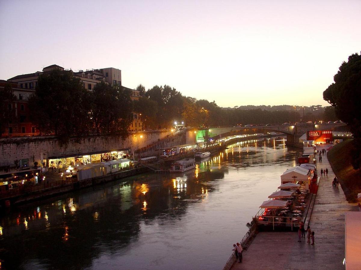 Trastevere Alexandro Il Gladiatore Rzym Zewnętrze zdjęcie